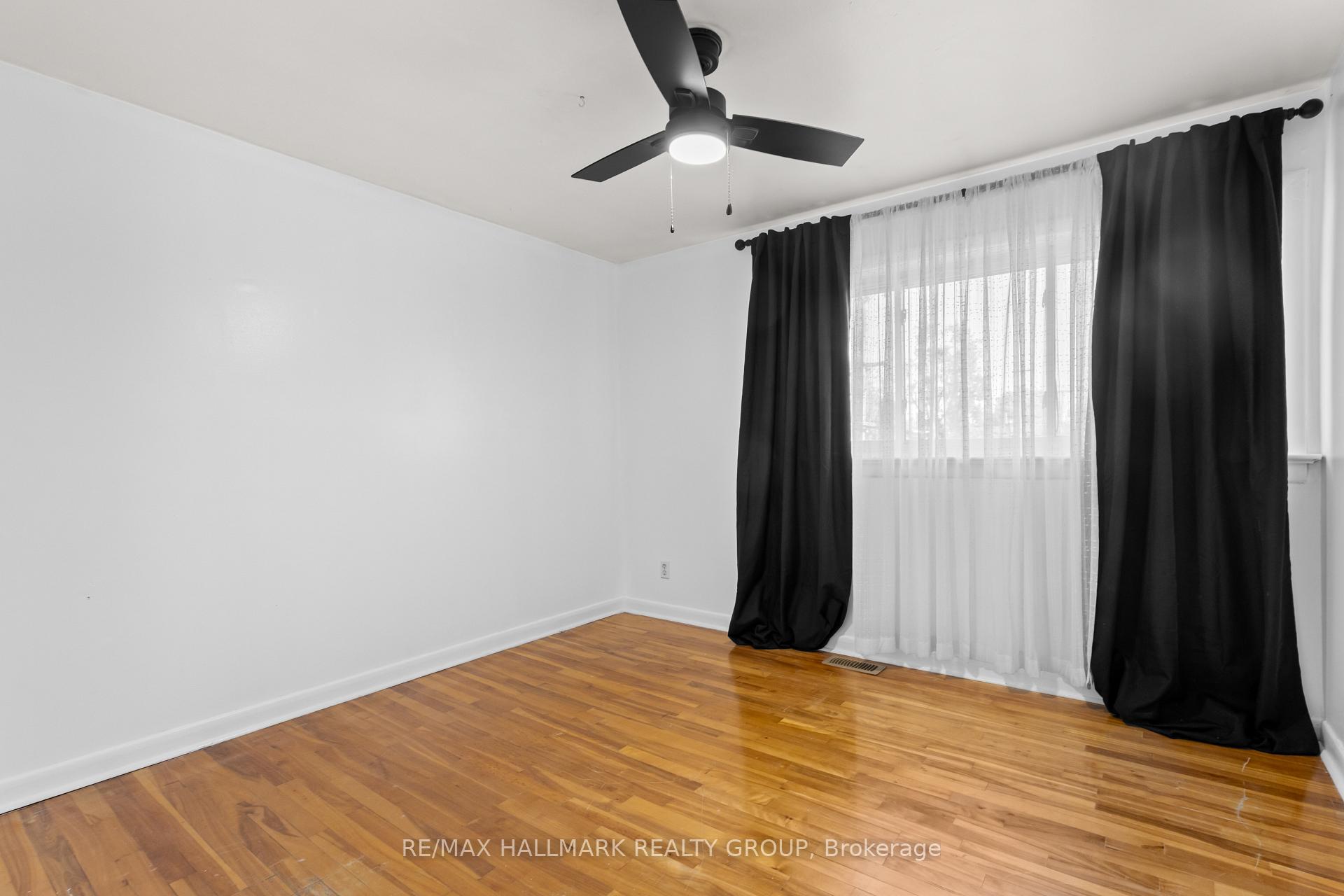 Photo 17 of 779 Borthwick Avenue, Ottawa, Castle Heights/Rideau High — HOMEH