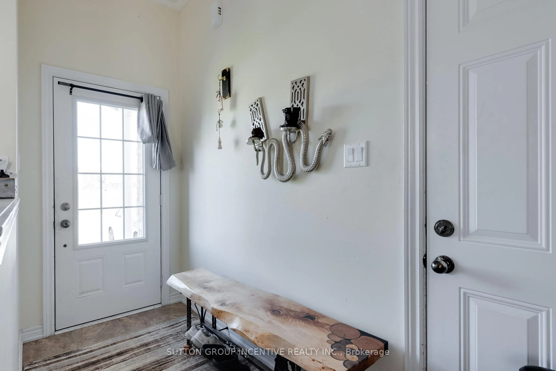 Photo 18 of 174 Maplewood Drive, Essa, Angus — HOMEH