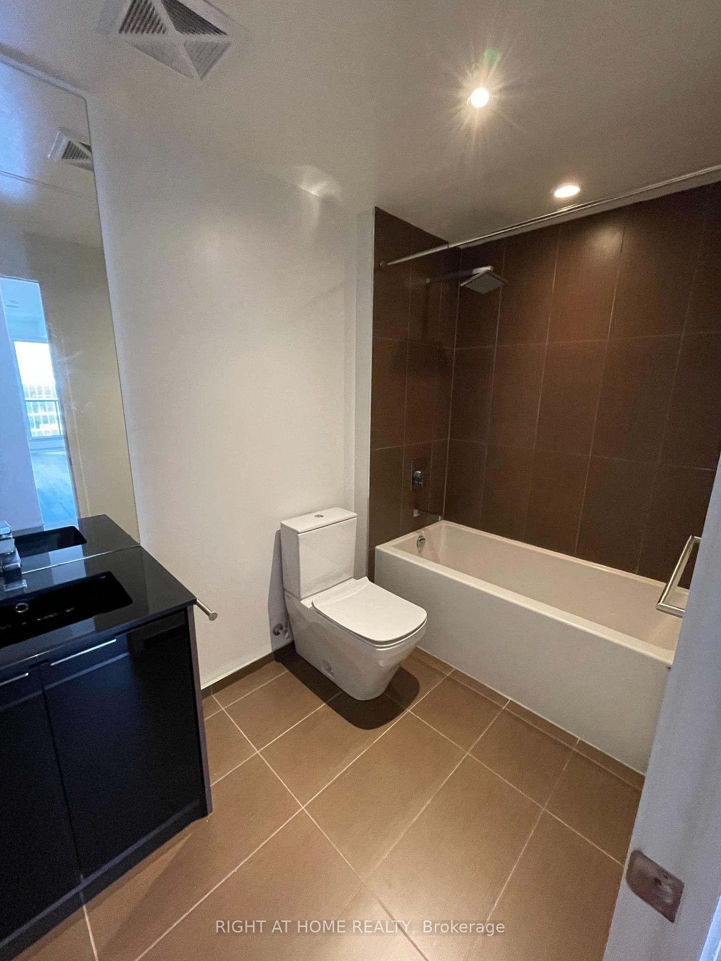 Photo 21 of Unit 3805, 70 Temperance Street, Toronto, Bay Street Corridor — HOMEH