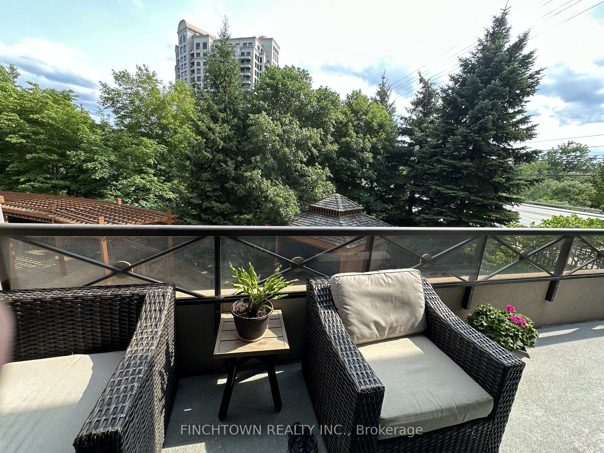 Photo 26 of Unit 111, 9235 Jane Street, Vaughan, Maple — HOMEH