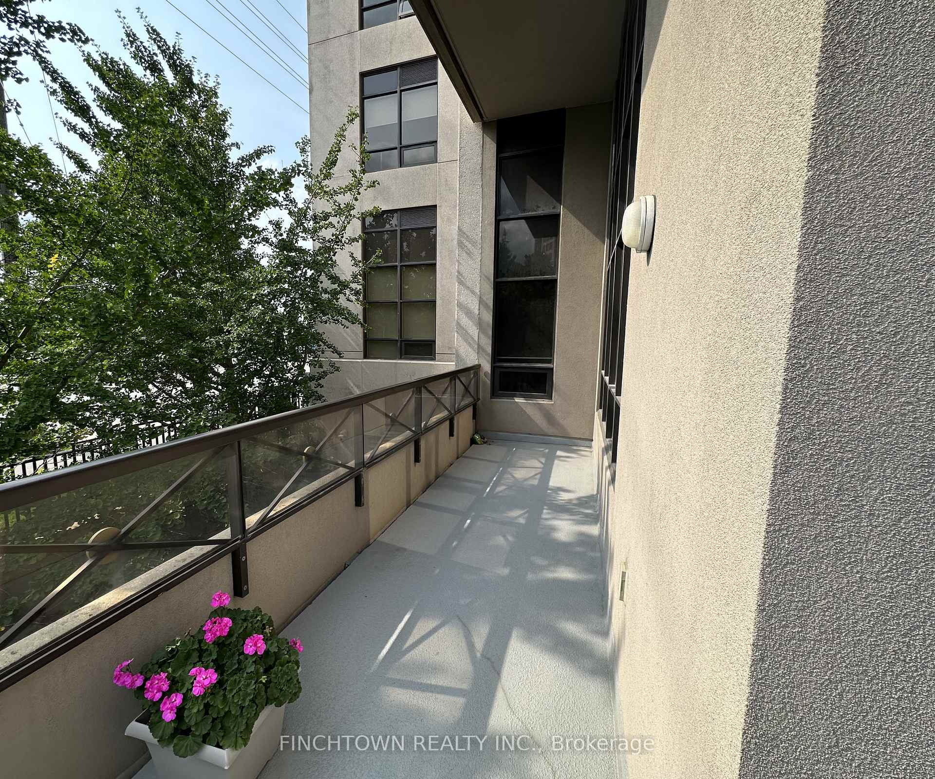 Photo 28 of Unit 111, 9235 Jane Street, Vaughan, Maple — HOMEH