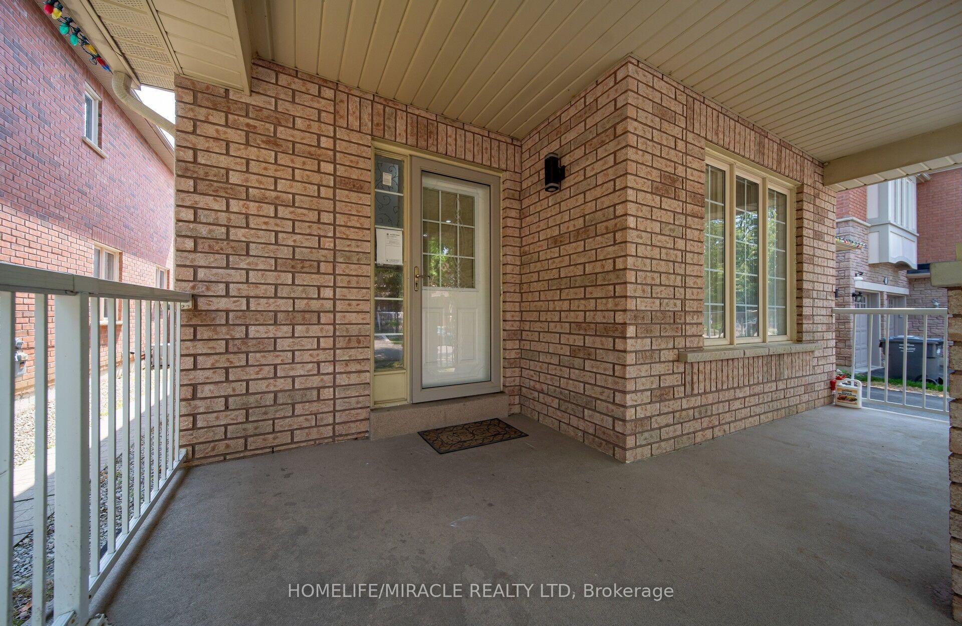 Photo 11 of 55 Mainard Crescent, Brampton, Sandringham-Wellington — HOMEH