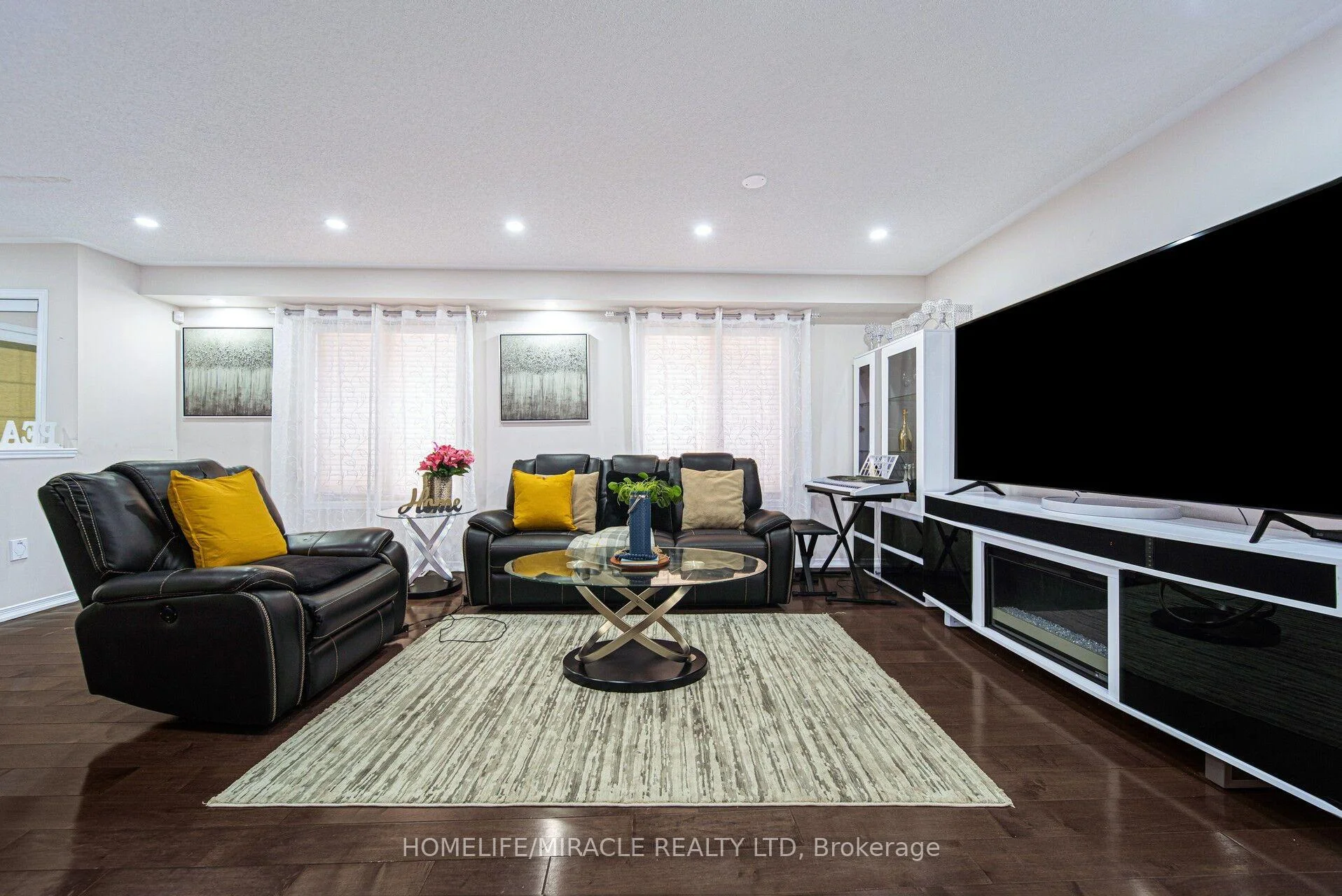 Photo 12 of 55 Mainard Crescent, Brampton, Sandringham-Wellington — HOMEH