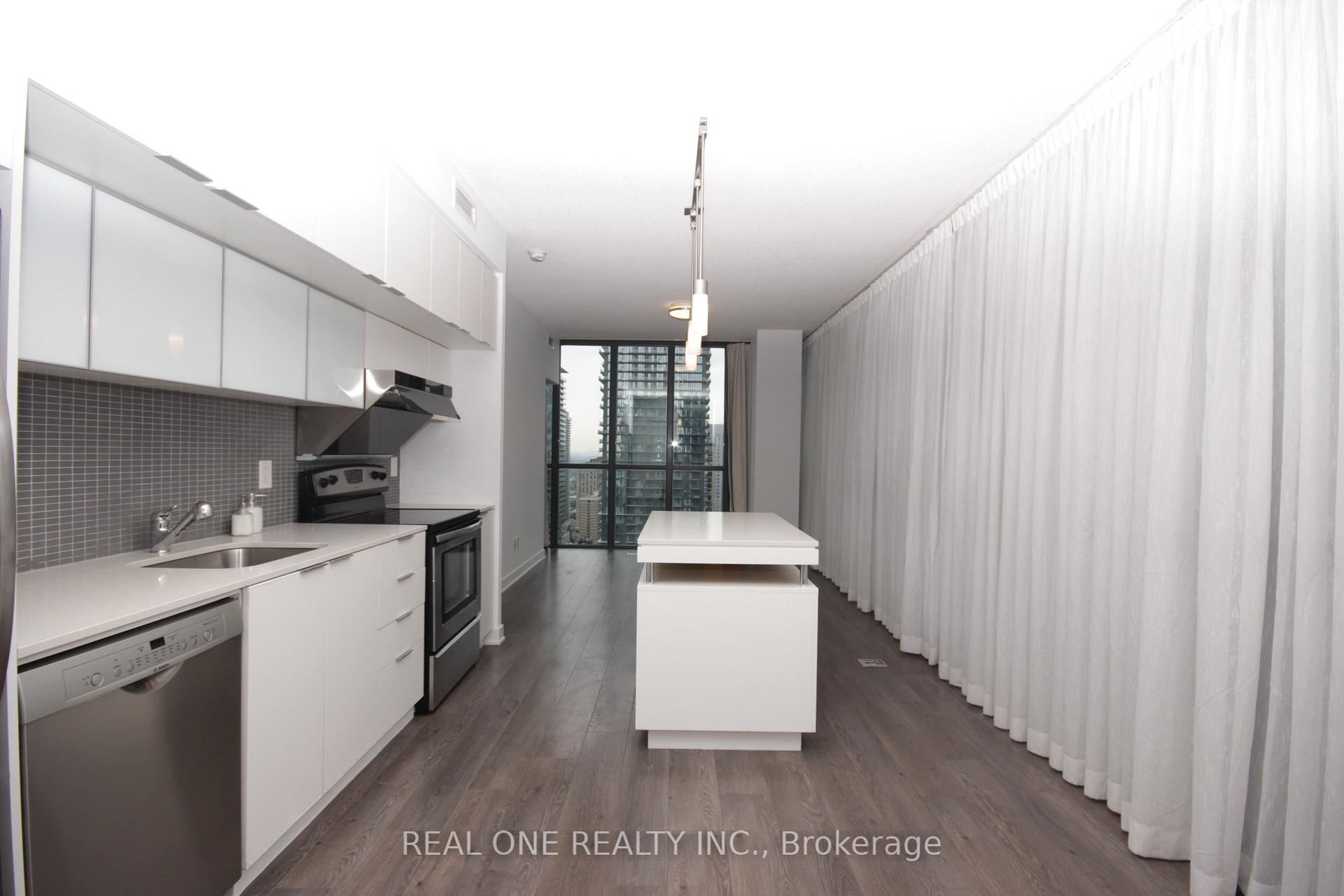 Photo 4 of Unit 3505, 110 Charles Street E, Toronto, Church-Yonge Corridor — HOMEH