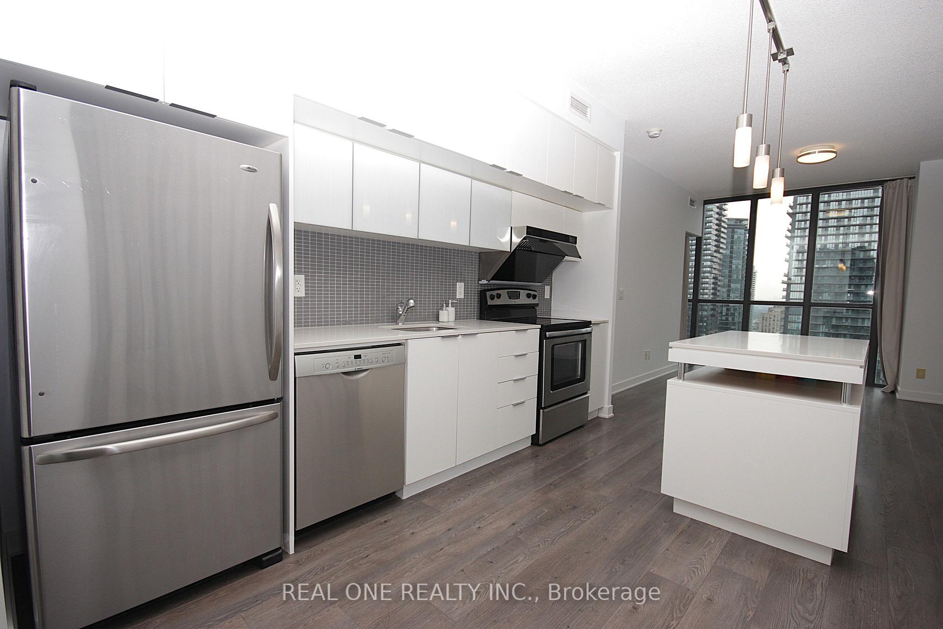 Photo 6 of Unit 3505, 110 Charles Street E, Toronto, Church-Yonge Corridor — HOMEH