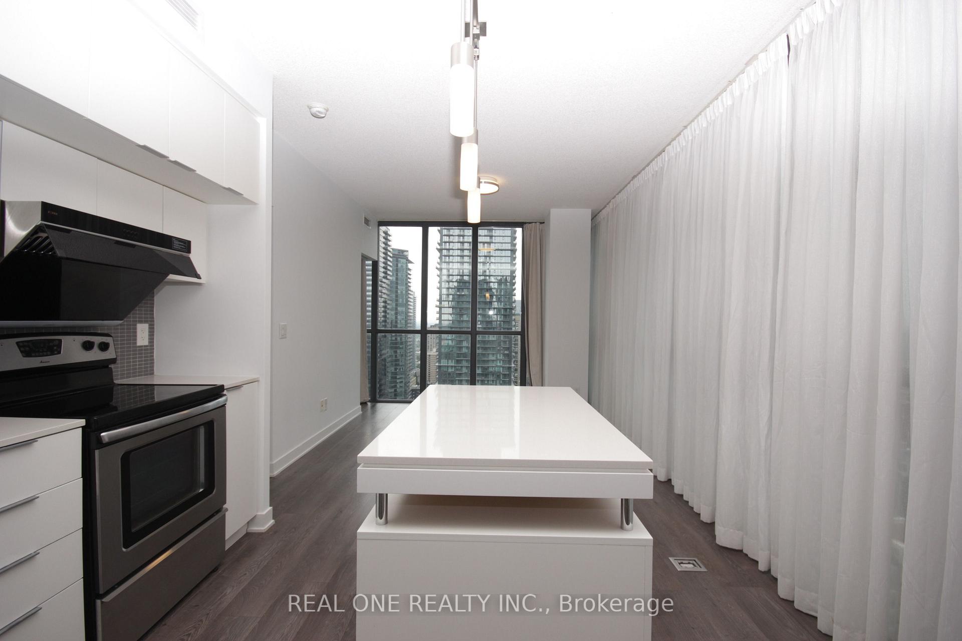 Photo 12 of Unit 3505, 110 Charles Street E, Toronto, Church-Yonge Corridor — HOMEH