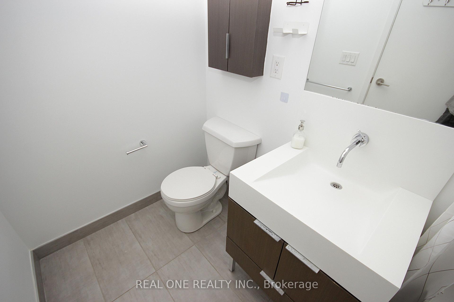 Photo 16 of Unit 3505, 110 Charles Street E, Toronto, Church-Yonge Corridor — HOMEH