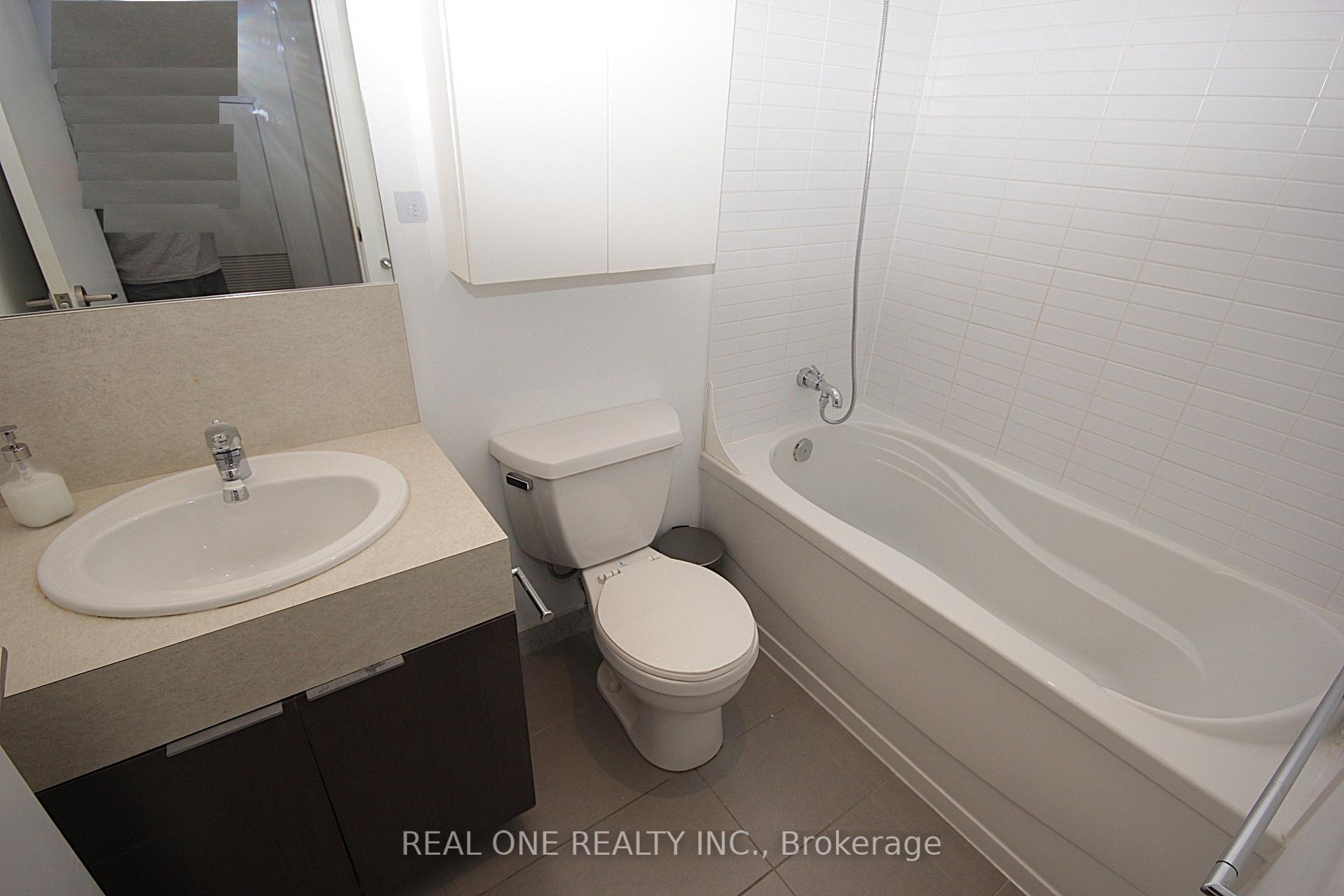 Photo 19 of Unit 3505, 110 Charles Street E, Toronto, Church-Yonge Corridor — HOMEH