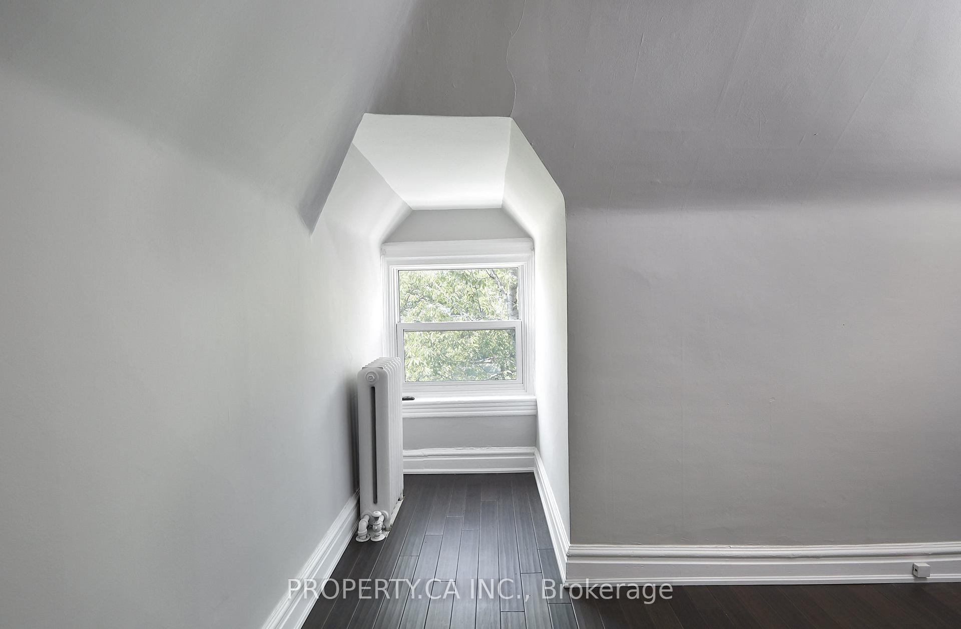 Photo 9 of Unit Upper, 345 Gladstone Avenue, Toronto, Dufferin Grove — HOMEH