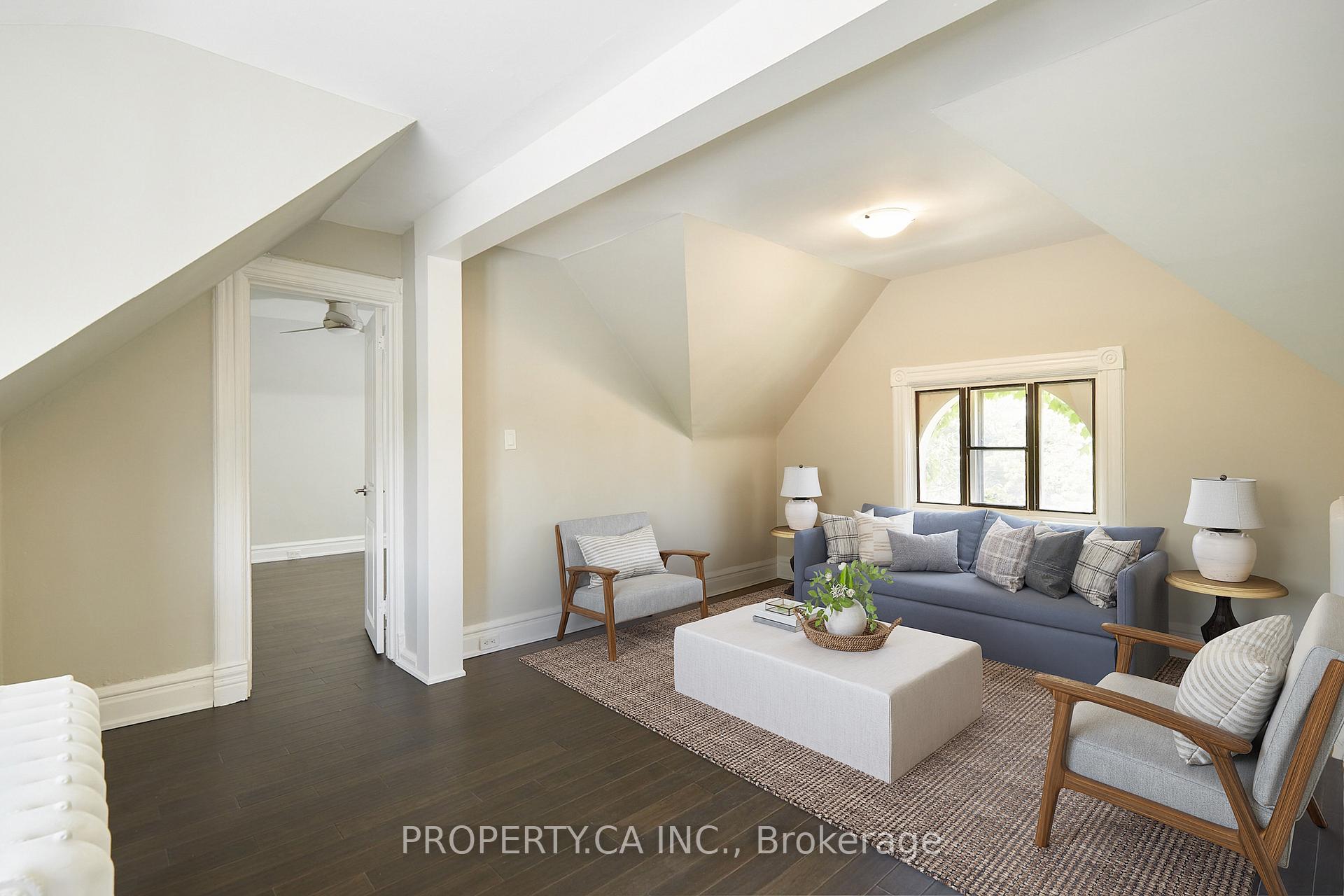 Photo 12 of Unit Upper, 345 Gladstone Avenue, Toronto, Dufferin Grove — HOMEH