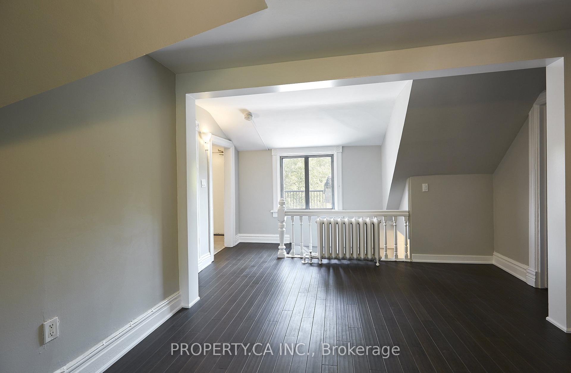 Photo 14 of Unit Upper, 345 Gladstone Avenue, Toronto, Dufferin Grove — HOMEH
