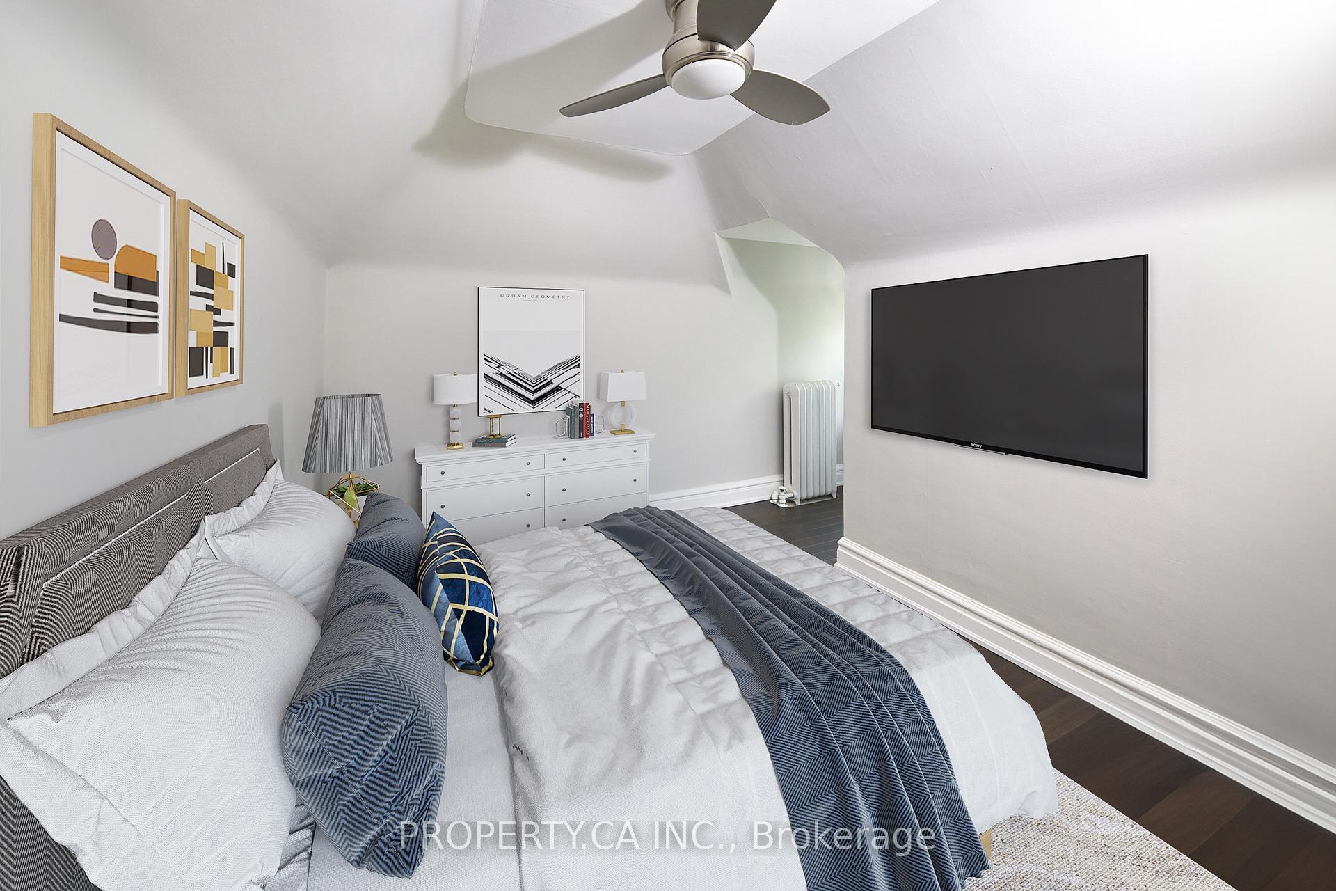 Photo 16 of Unit Upper, 345 Gladstone Avenue, Toronto, Dufferin Grove — HOMEH
