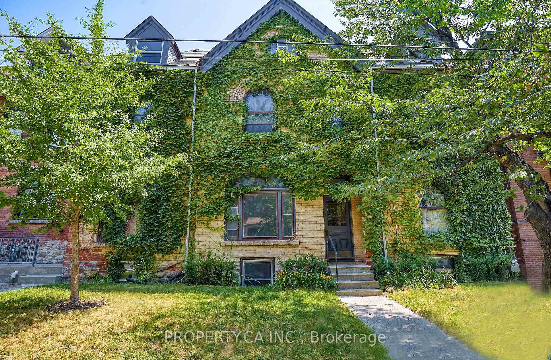 Photo 20 of Unit Upper, 345 Gladstone Avenue, Toronto, Dufferin Grove — HOMEH