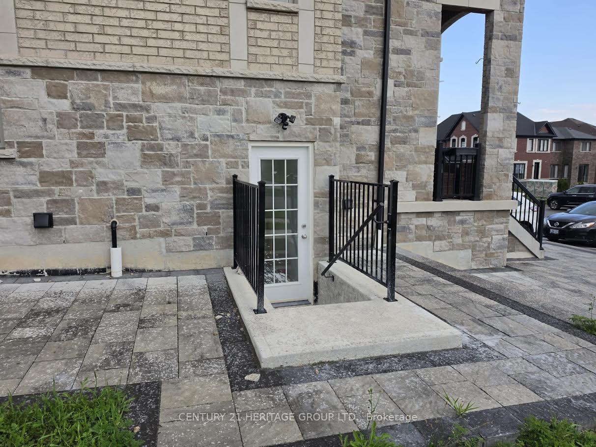 Photo of Unit Bsmt, 1432 Lawson Street