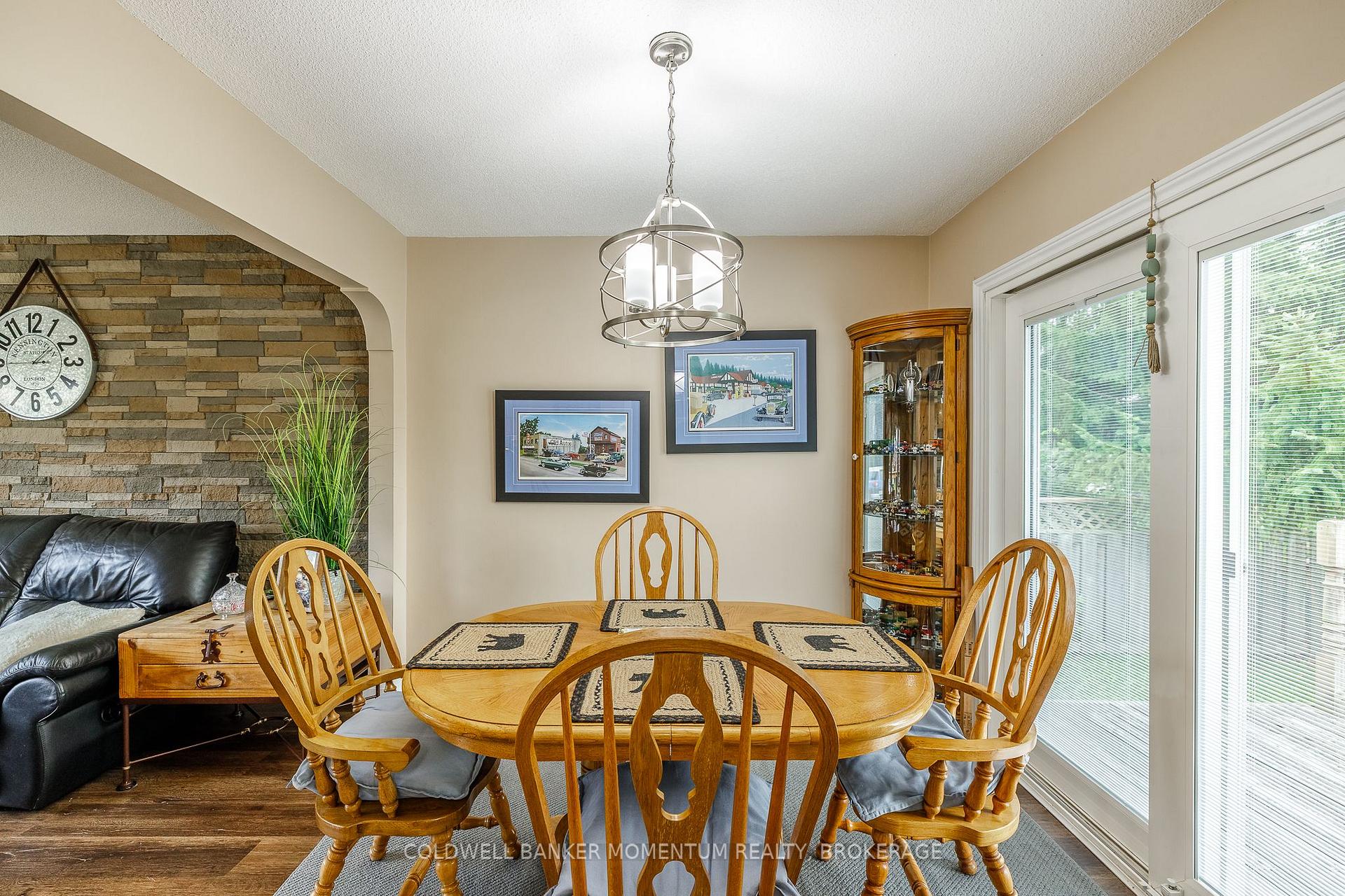 Photo 15 of 5916 Murray Street, Niagara Falls, Dorchester — HOMEH