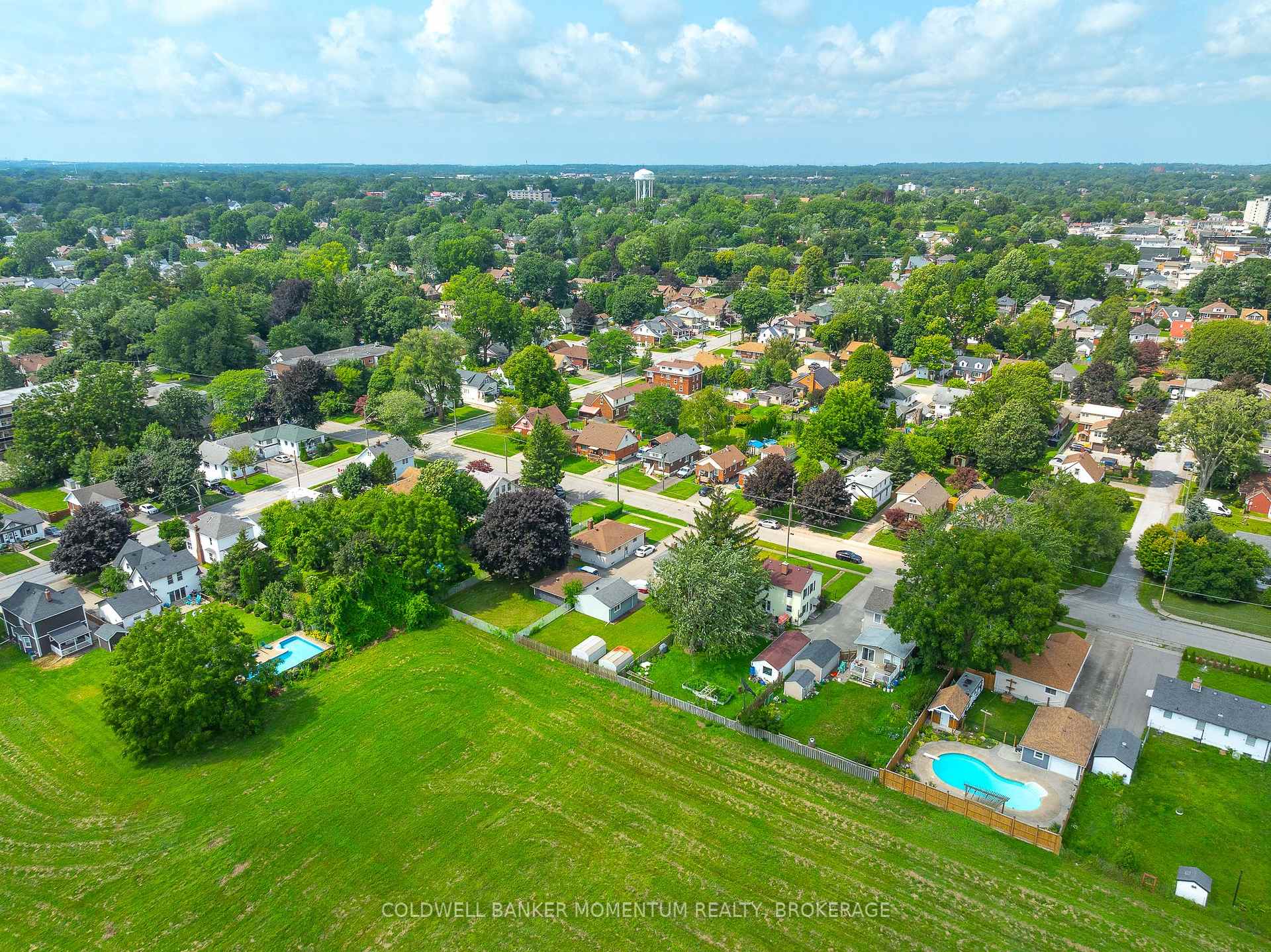 Photo 46 of 5916 Murray Street, Niagara Falls, Dorchester — HOMEH