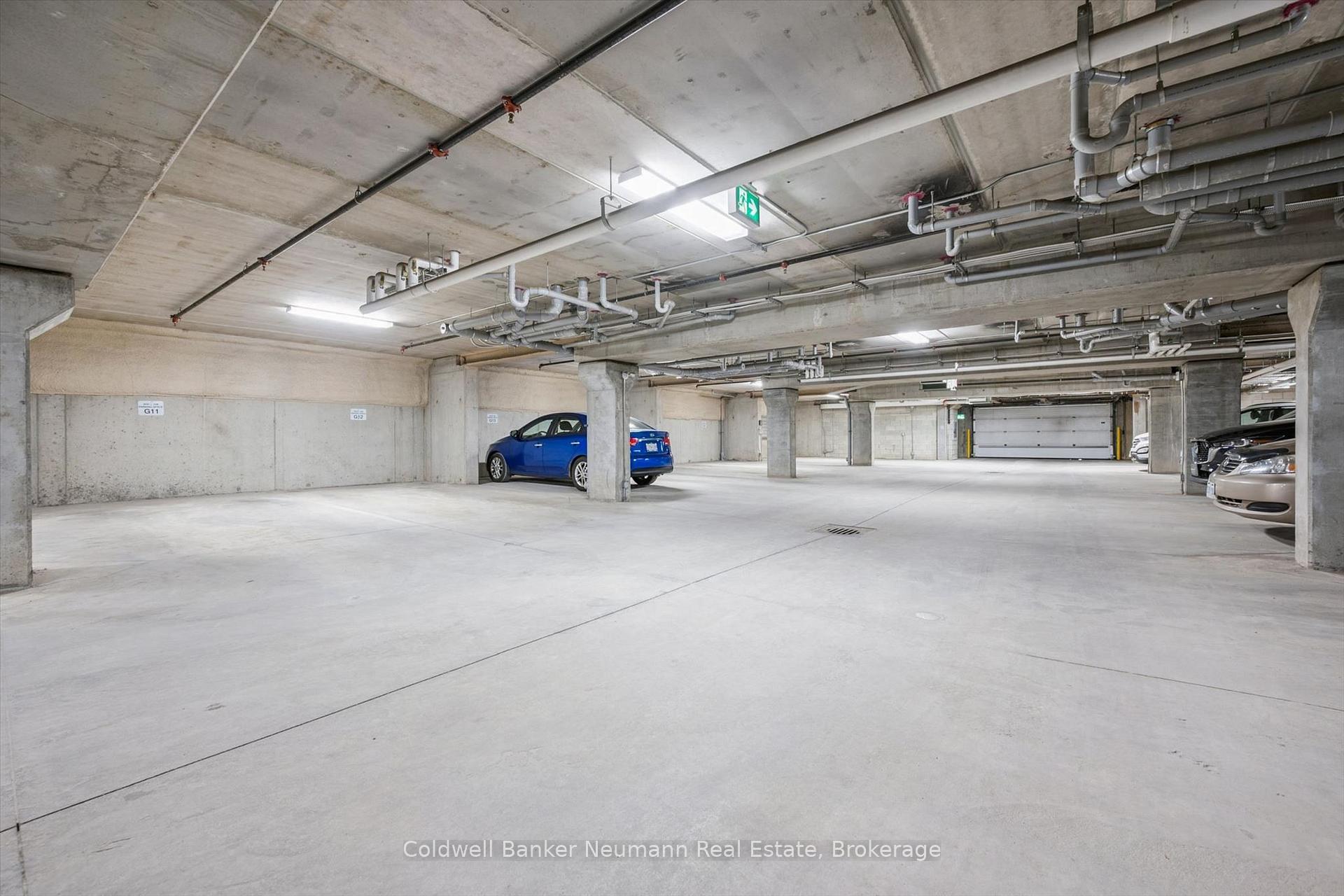 Photo 4 of Unit 412, 17 Kay Crescent, Guelph, Pineridge/Westminster Woods — HOMEH