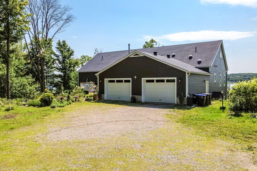 Photo 3 of 243 Champlain Road, Penetanguishene — HOMEH