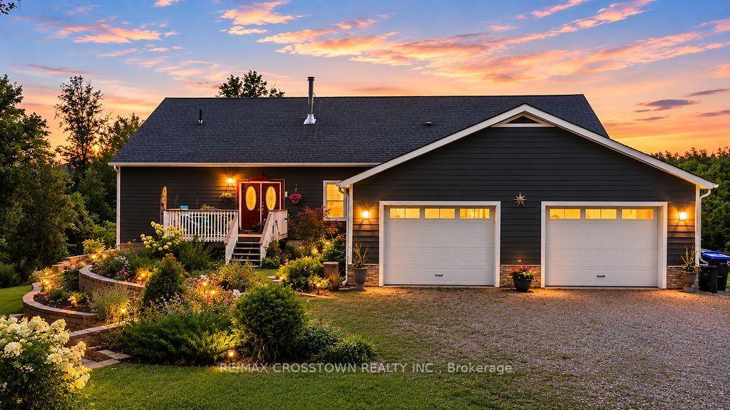 Photo 4 of 243 Champlain Road, Penetanguishene — HOMEH