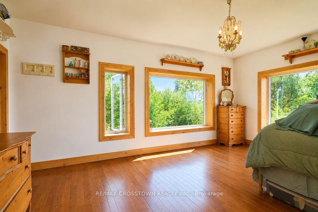 Photo 18 of 243 Champlain Road, Penetanguishene — HOMEH