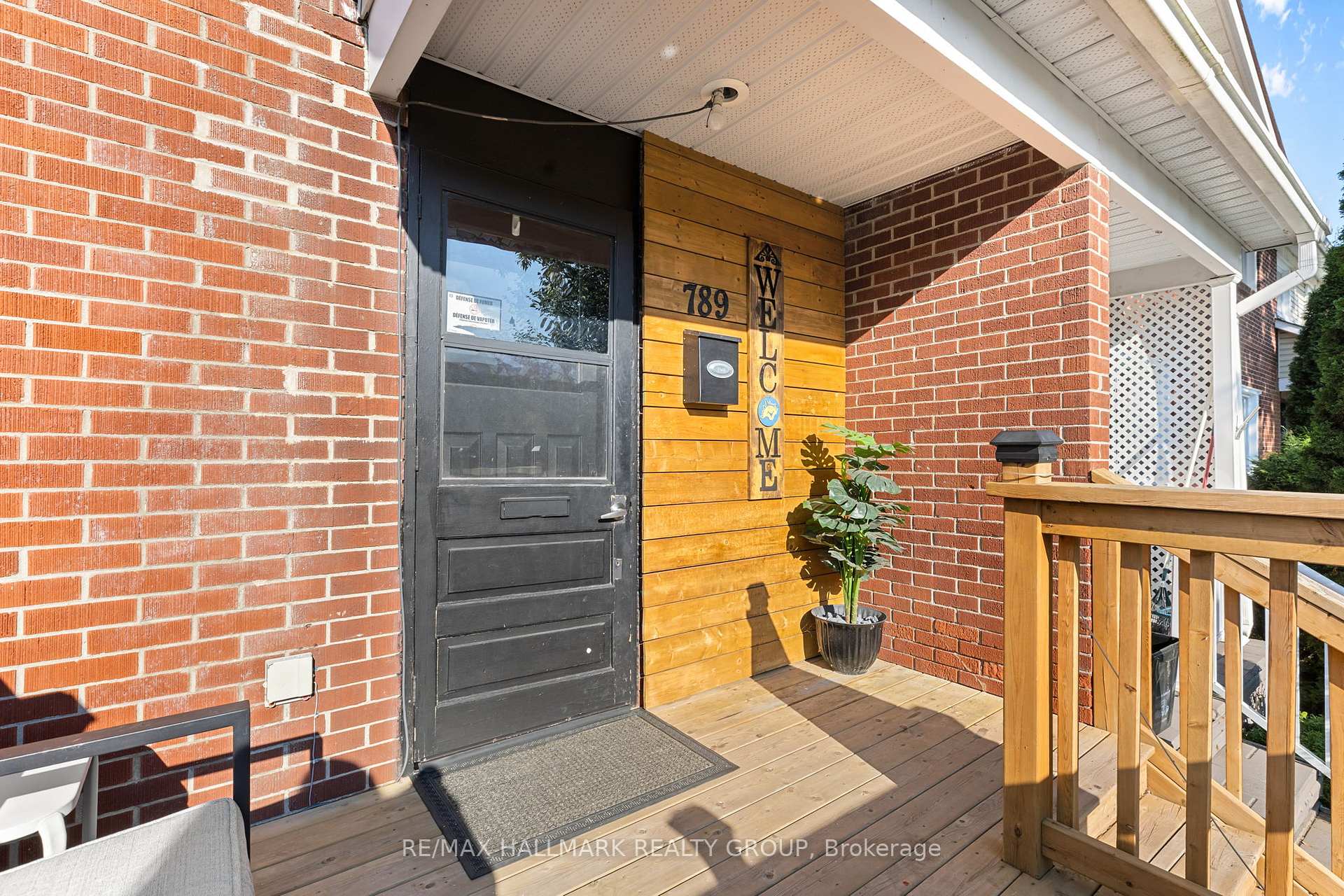 Photo 3 of 789 Borthwick Avenue, Ottawa, Castle Heights/Rideau High — HOMEH