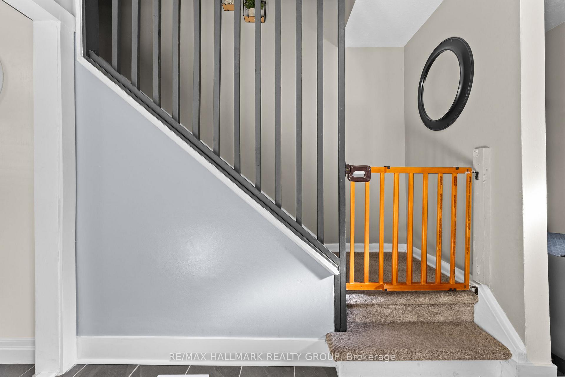 Photo 15 of 789 Borthwick Avenue, Ottawa, Castle Heights/Rideau High — HOMEH