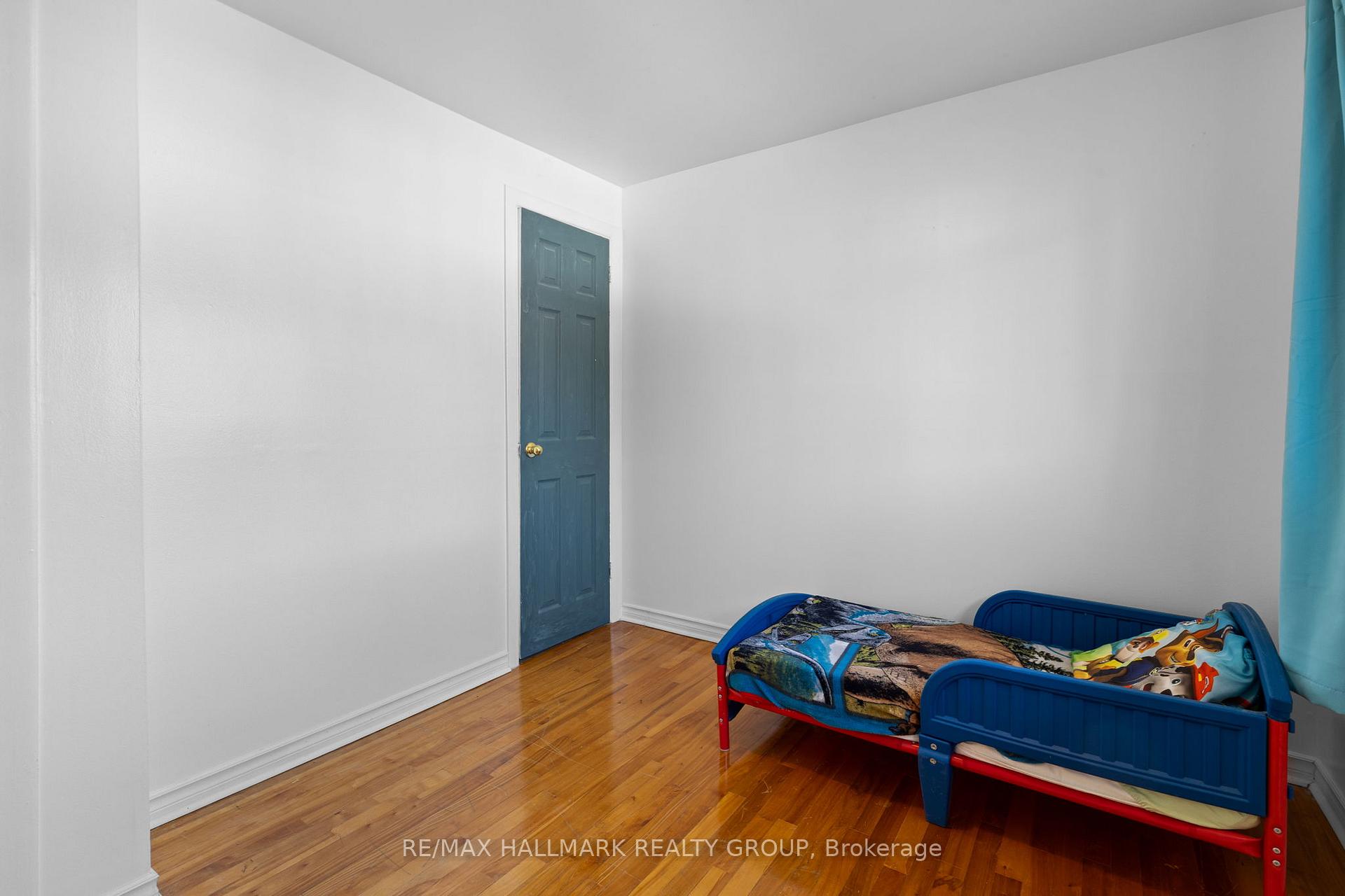 Photo 20 of 789 Borthwick Avenue, Ottawa, Castle Heights/Rideau High — HOMEH