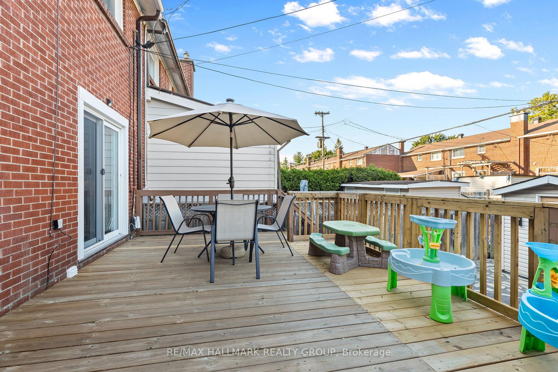 Photo 32 of 789 Borthwick Avenue, Ottawa, Castle Heights/Rideau High — HOMEH