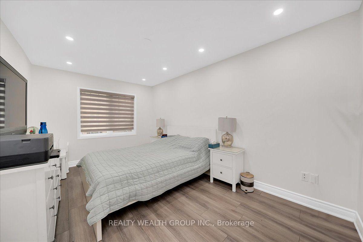 Photo 12 of 40 Clowes Street, Ajax, Central East — HOMEH