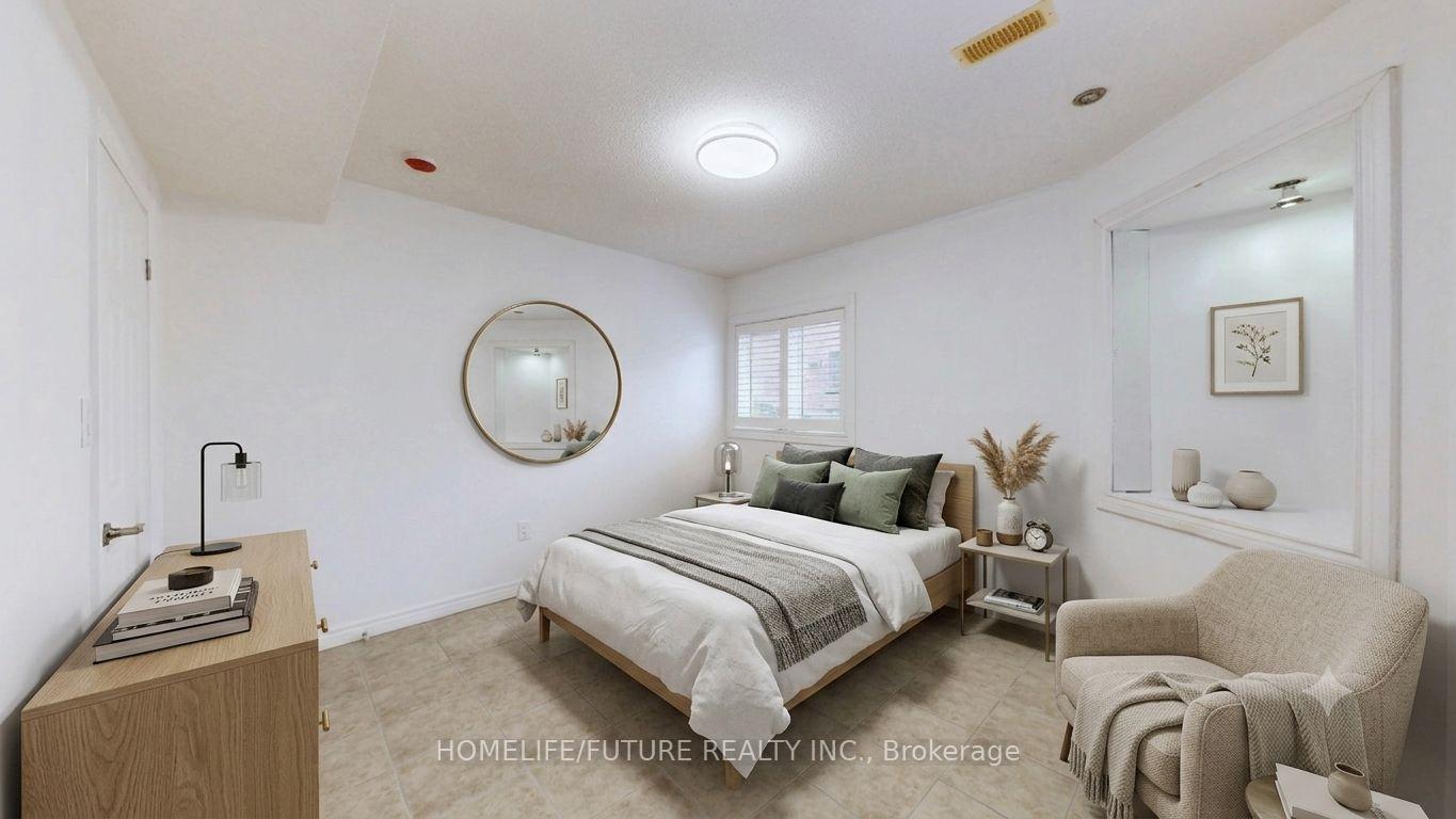 Photo 2 of Unit BSMT, 75 Silver Rose Crescent, Markham, Cachet — HOMEH