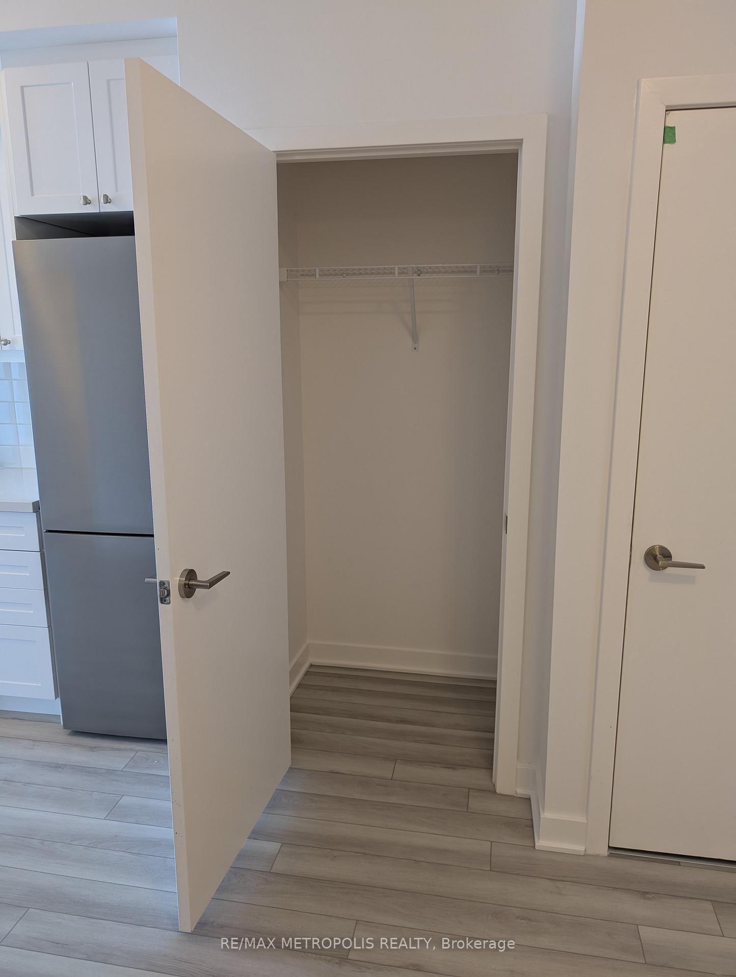 Photo 7 of Unit 207, 55 Clarington Boulevard, Clarington, Bowmanville — HOMEH