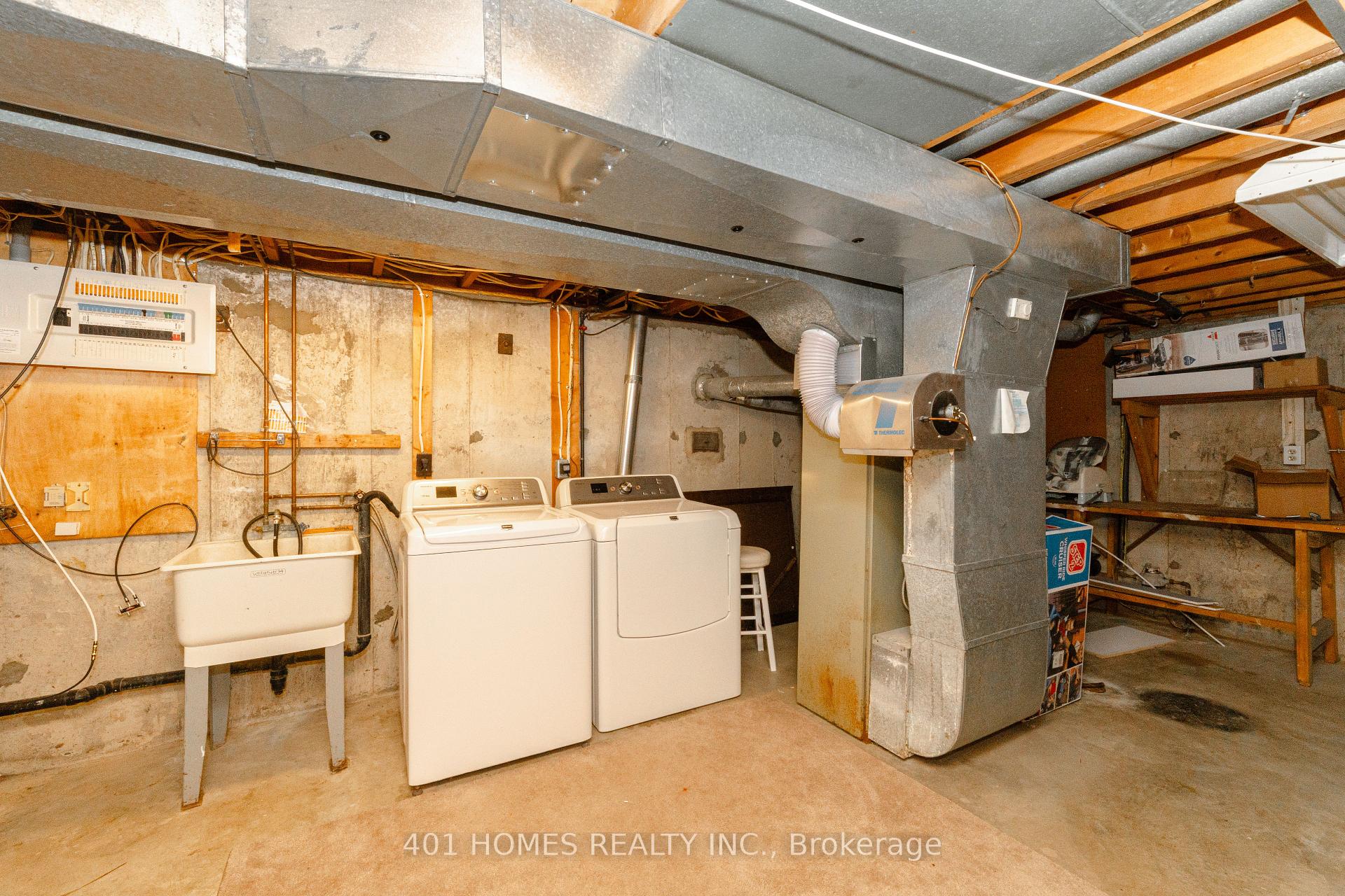 Photo 19 of 39 Patricia Avenue, St. Thomas — HOMEH