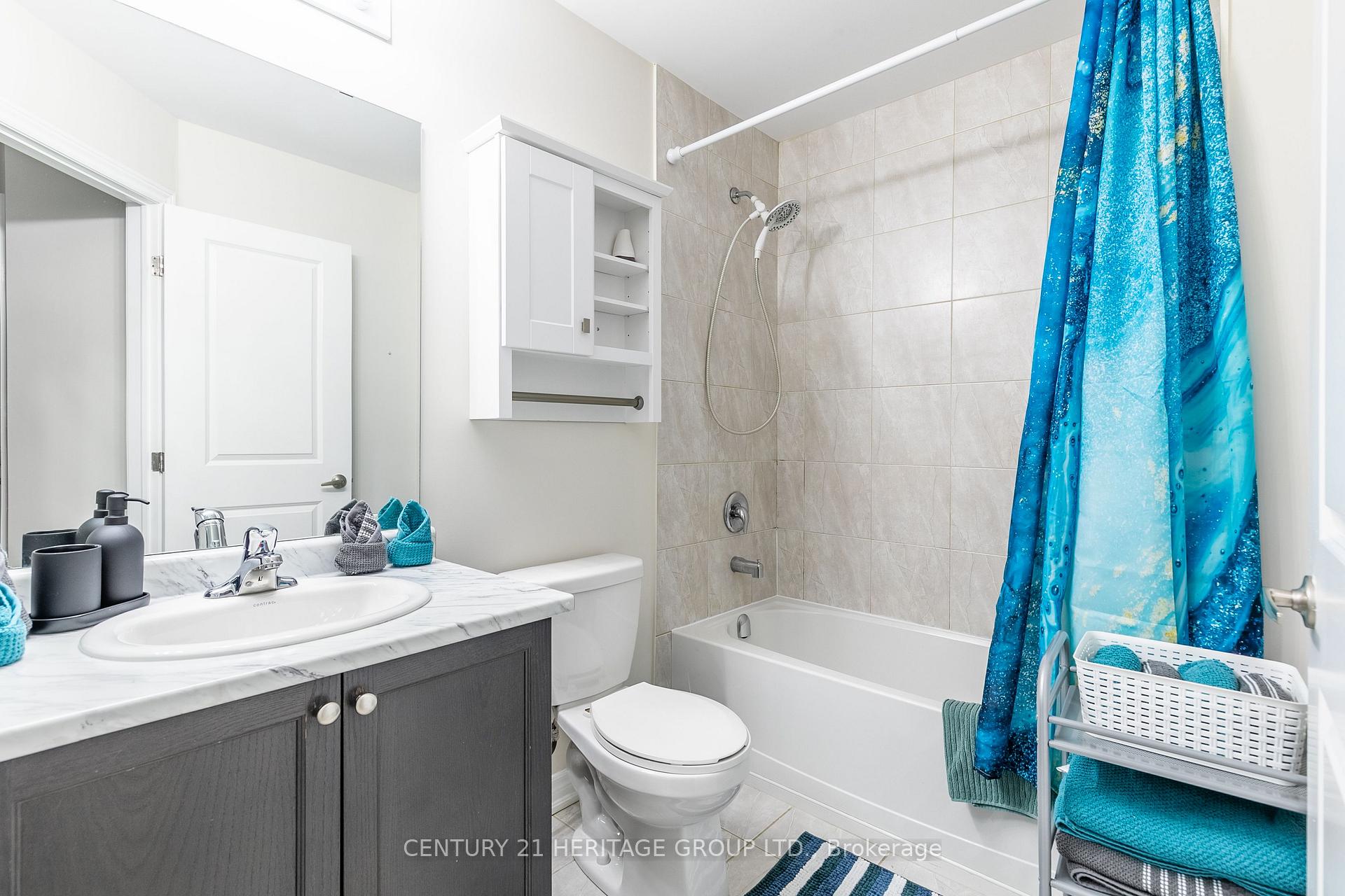 Photo 22 of 38 Southshore Crescent, Hamilton, Stoney Creek — HOMEH