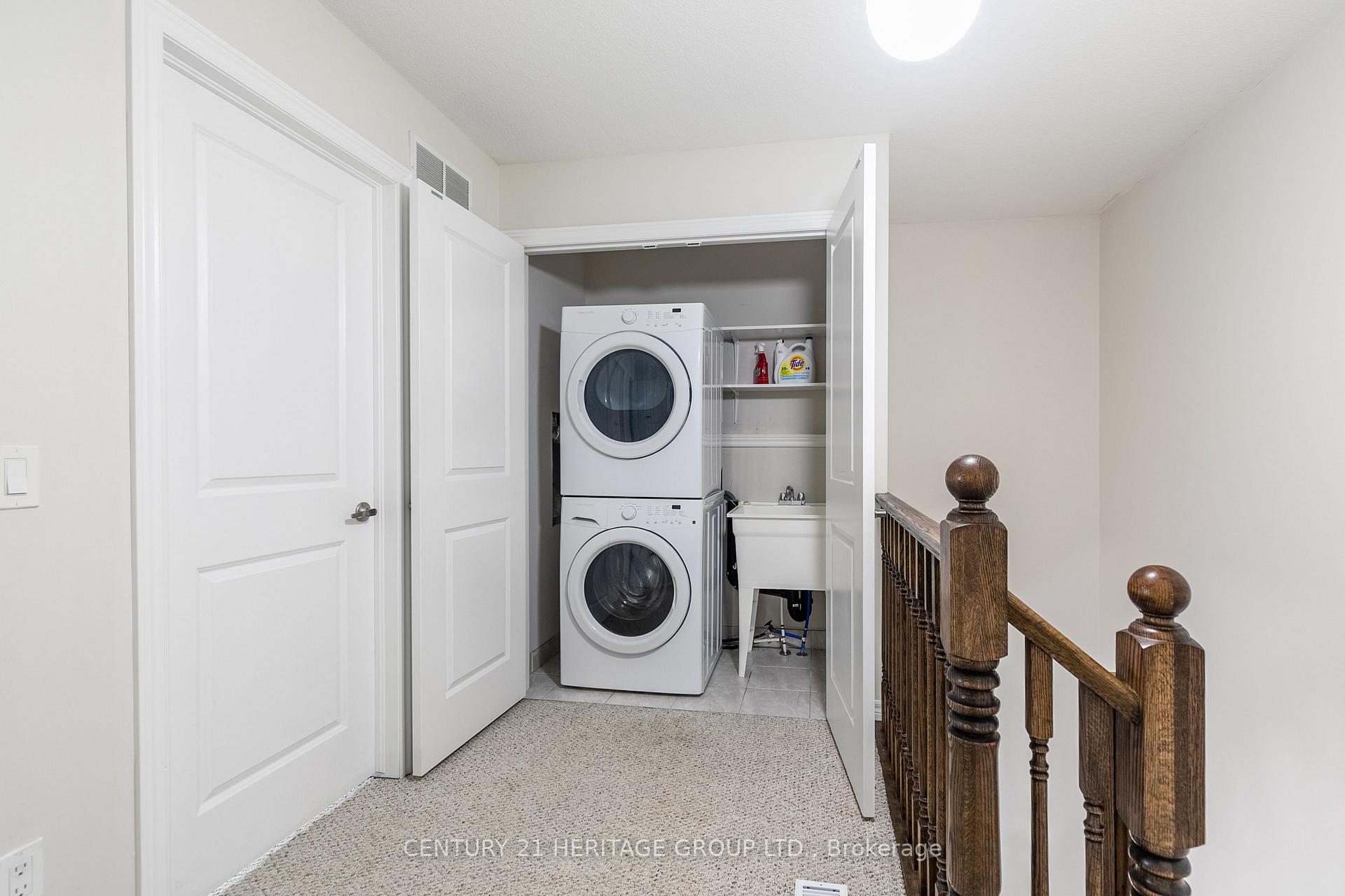 Photo 23 of 38 Southshore Crescent, Hamilton, Stoney Creek — HOMEH