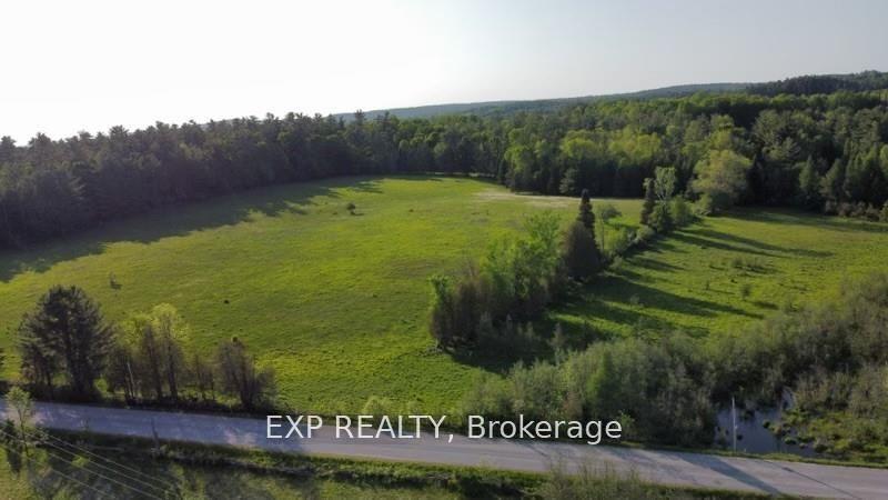 Photo 3 of 28 Island View Drive, North Algona Wilberforce, North Algona/Wilberforce Twp — HOMEH