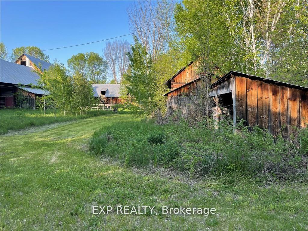 Photo 8 of 28 Island View Drive, North Algona Wilberforce, North Algona/Wilberforce Twp — HOMEH