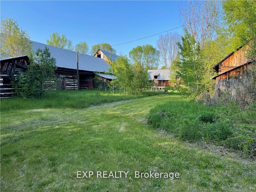 Photo 11 of 28 Island View Drive, North Algona Wilberforce, North Algona/Wilberforce Twp — HOMEH