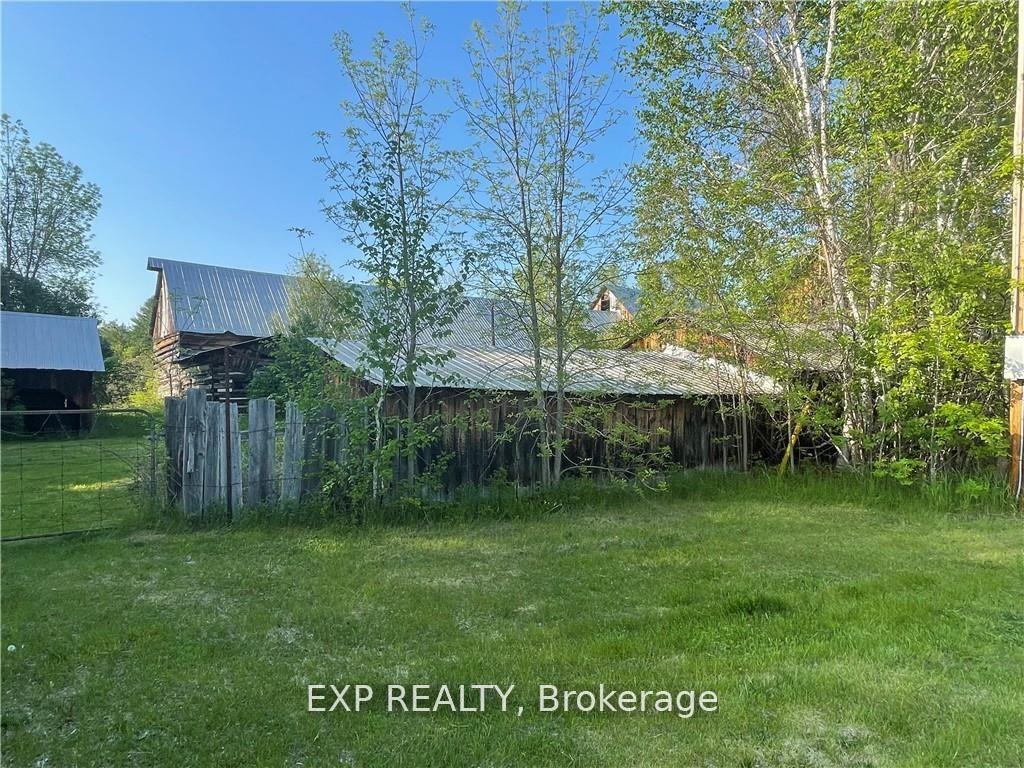 Photo 23 of 28 Island View Drive, North Algona Wilberforce, North Algona/Wilberforce Twp — HOMEH