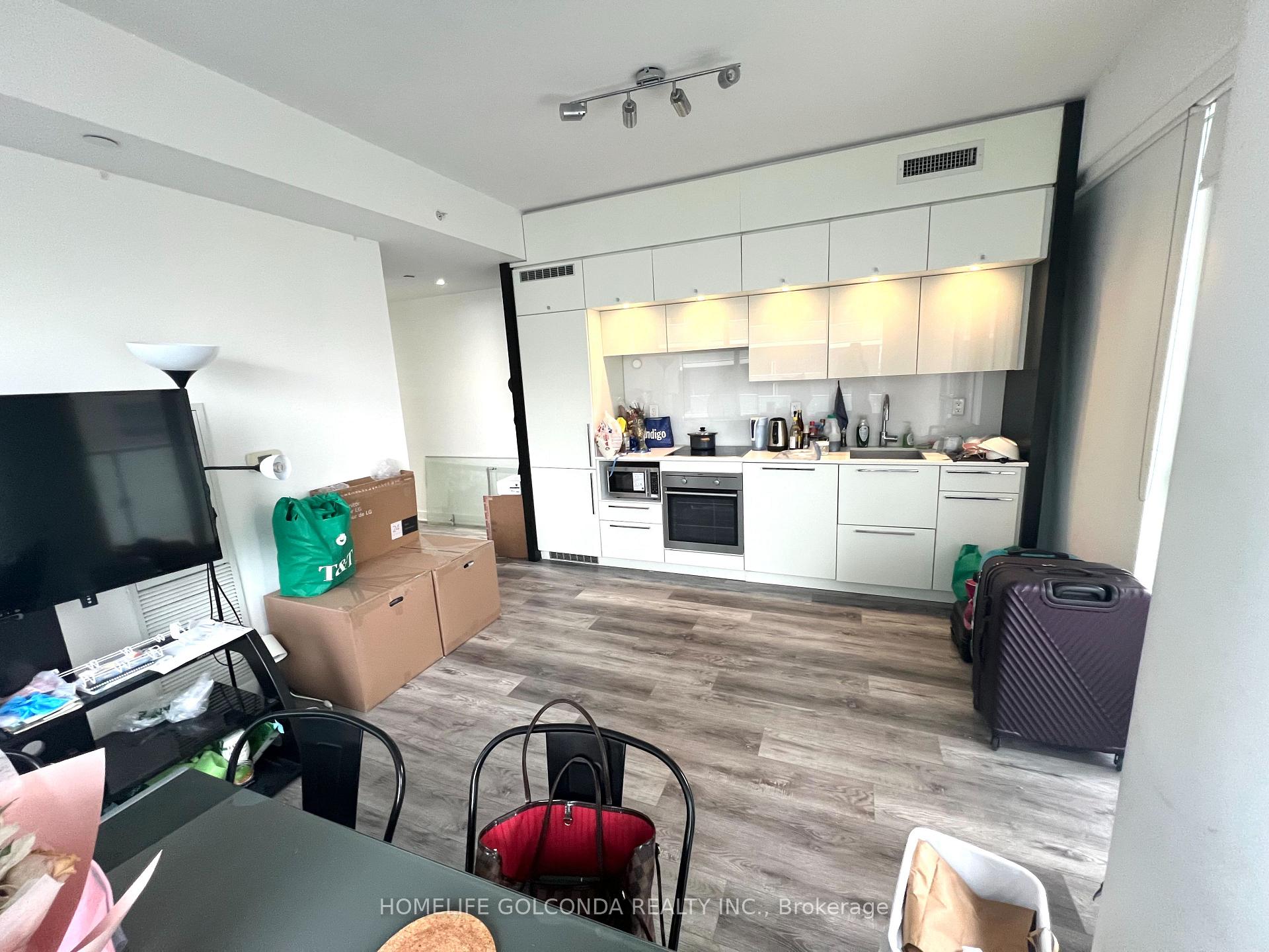 Front of Unit 1209, 15 Grenville Street