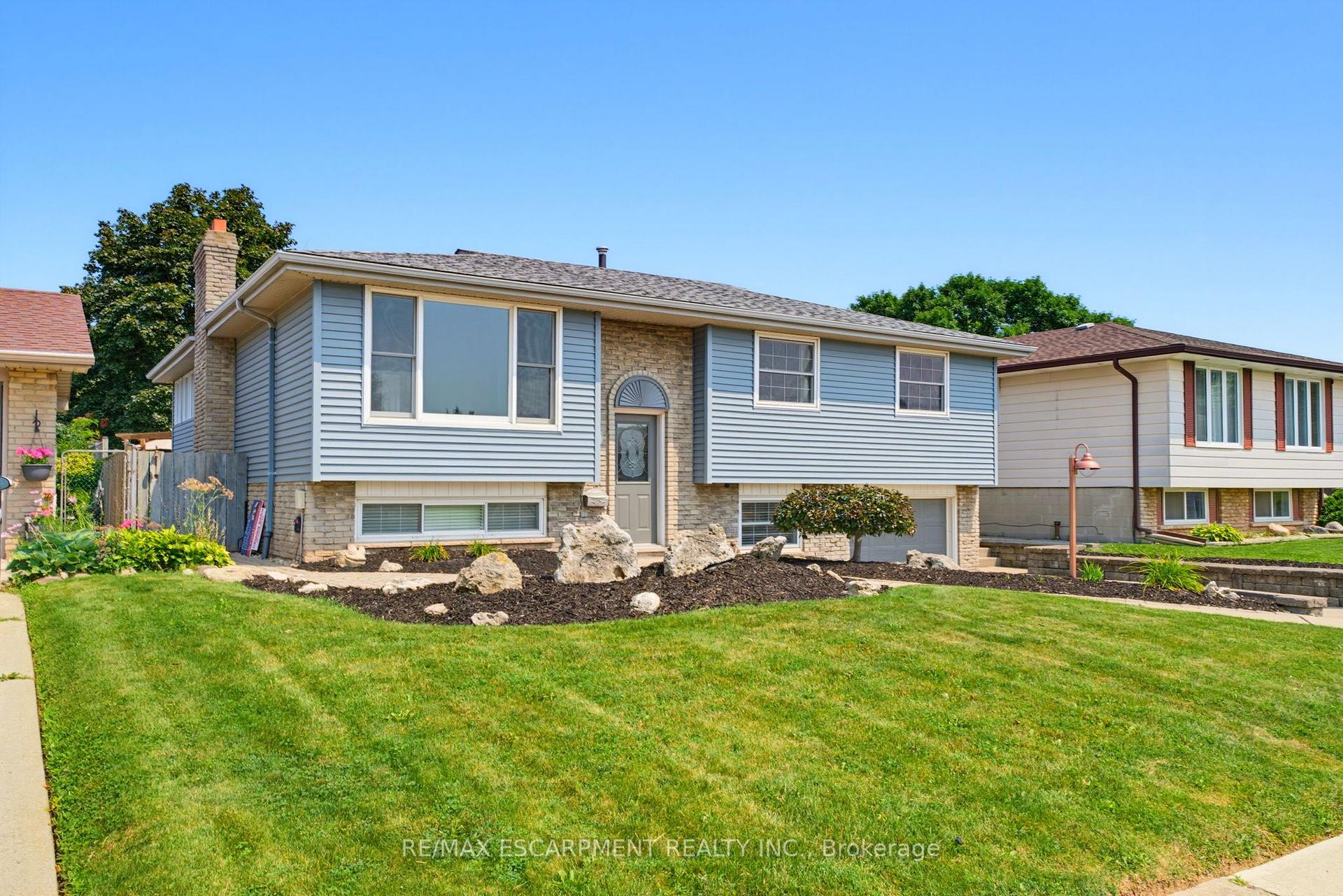 Photo 5 of 9 Carpenter Avenue, Hamilton, Stoney Creek — HOMEH