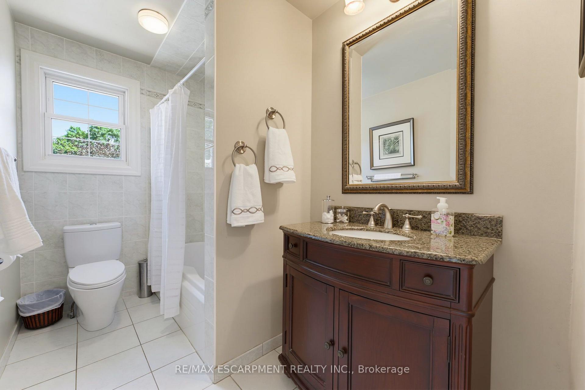 Photo 20 of 9 Carpenter Avenue, Hamilton, Stoney Creek — HOMEH