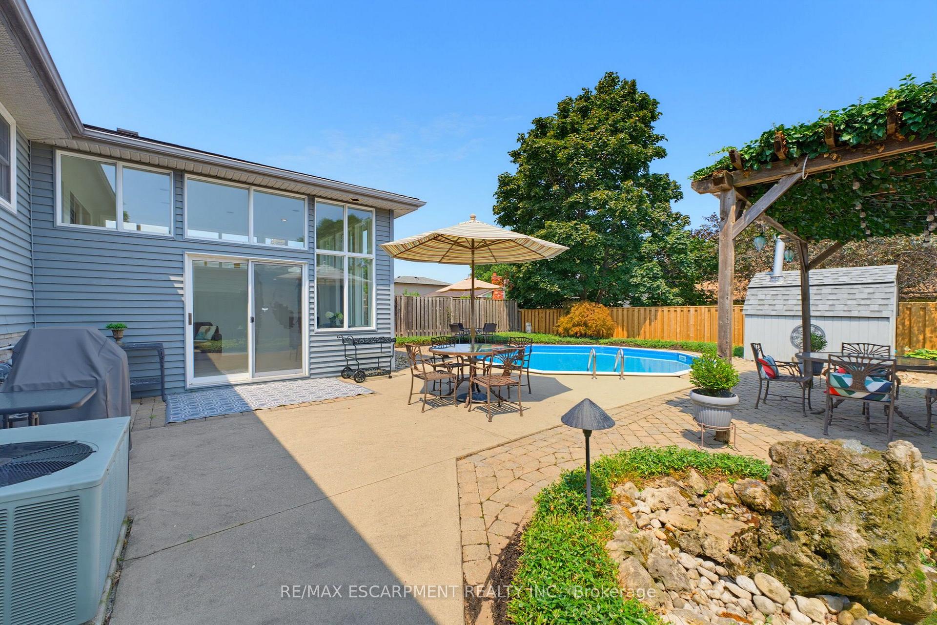 Photo 26 of 9 Carpenter Avenue, Hamilton, Stoney Creek — HOMEH