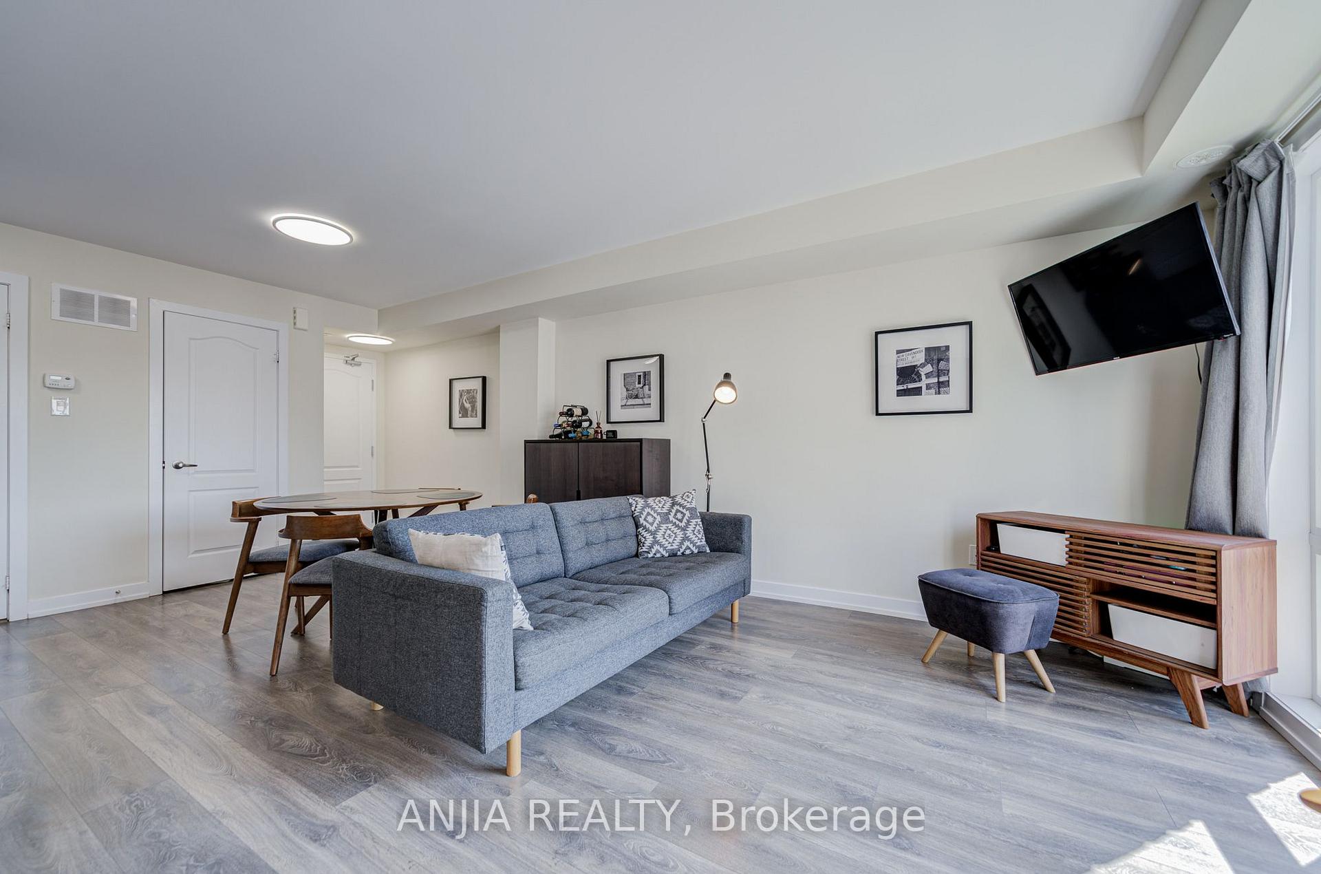 Photo 5 of Unit 2210, 10 Westmeath Lane, Markham, Cornell — HOMEH