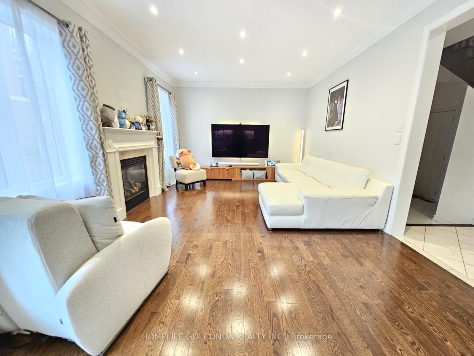 Photo 9 of 3252 Larry Crescent, Oakville, Glenorchy — HOMEH