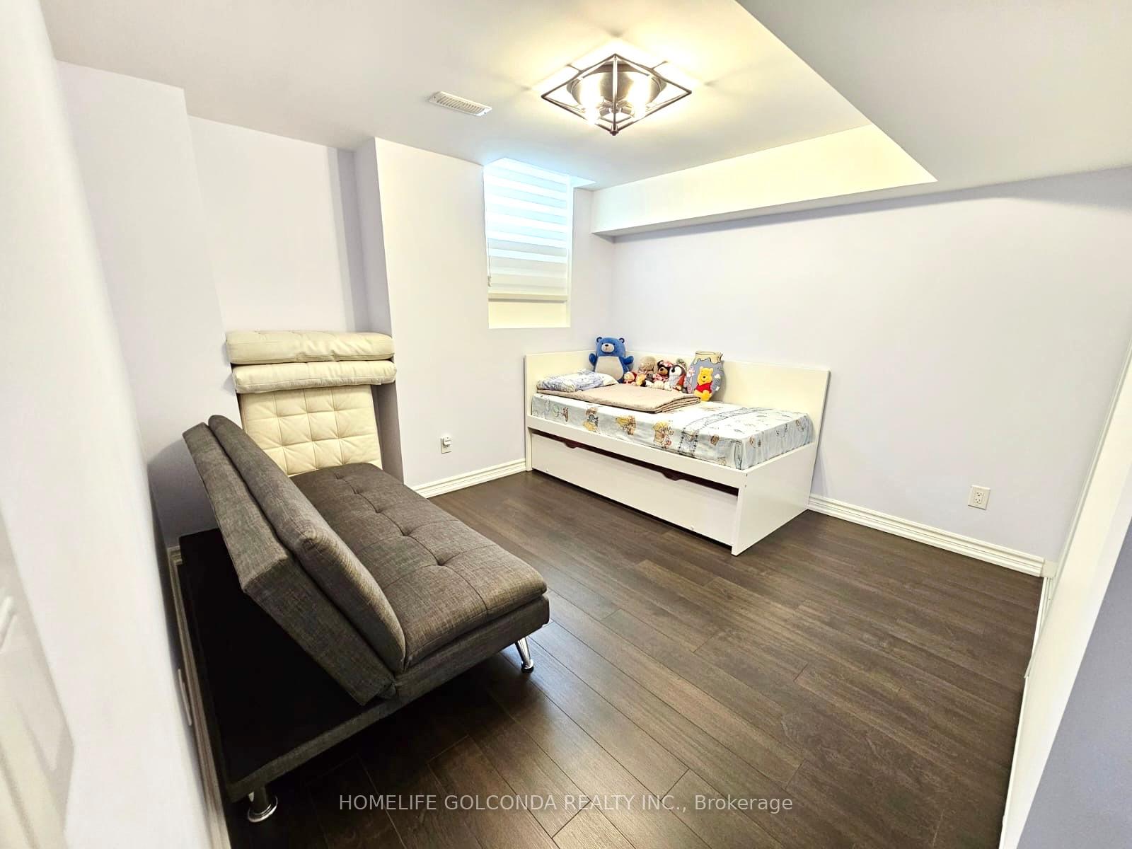 Photo 40 of 3252 Larry Crescent, Oakville, Glenorchy — HOMEH