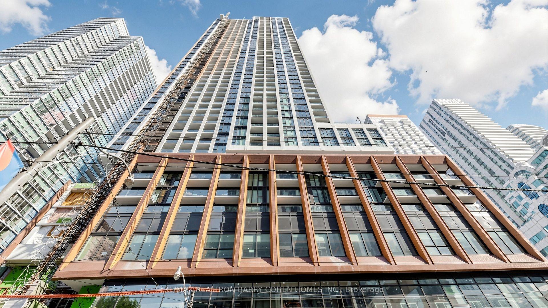 Photo 4 of Unit 1922, 400 King Street W, Toronto, Waterfront Communities — HOMEH
