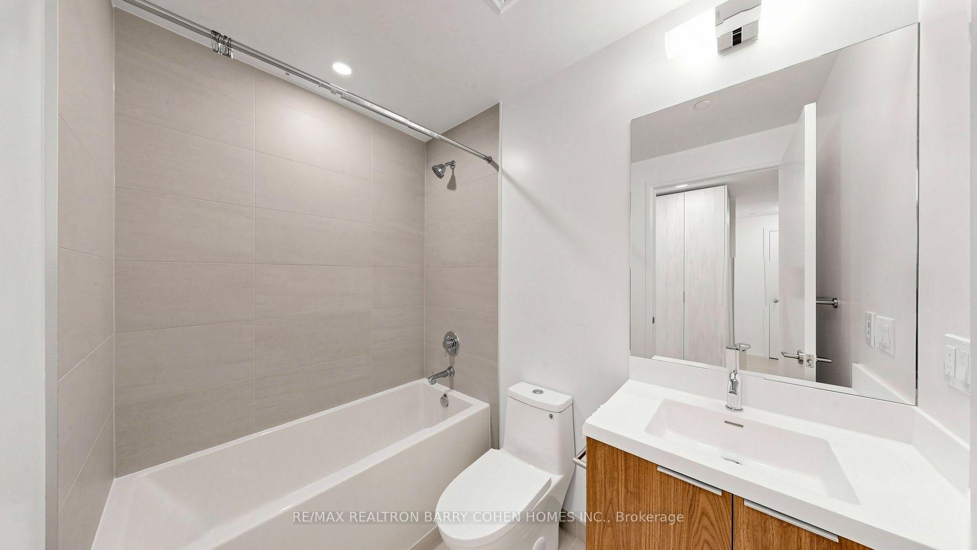 Photo 35 of Unit 1922, 400 King Street W, Toronto, Waterfront Communities — HOMEH