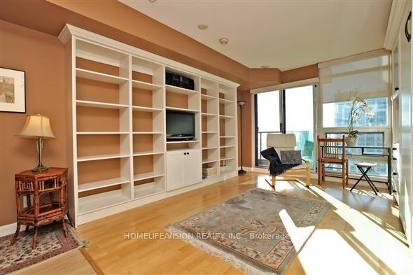 Photo 3 of Unit 2509, 600 Fleet Street, Toronto, Niagara — HOMEH