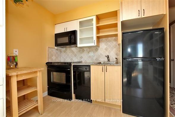Photo 7 of Unit 2509, 600 Fleet Street, Toronto, Niagara — HOMEH