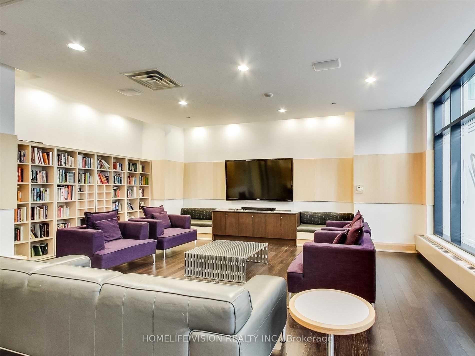 Photo 14 of Unit 2509, 600 Fleet Street, Toronto, Niagara — HOMEH